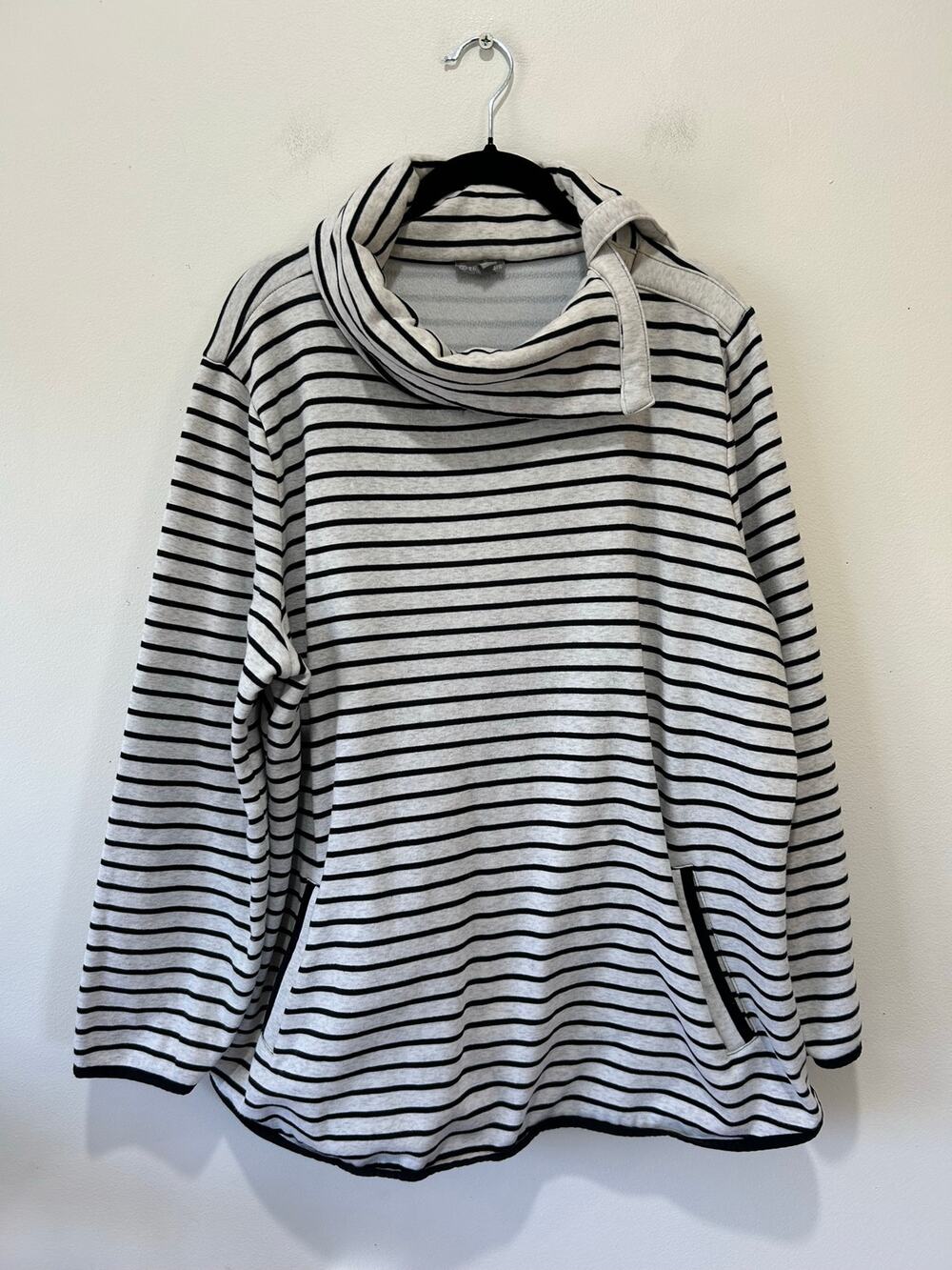 Talbots sweatshirt 2X white blue striped coastal nautical collar pockets